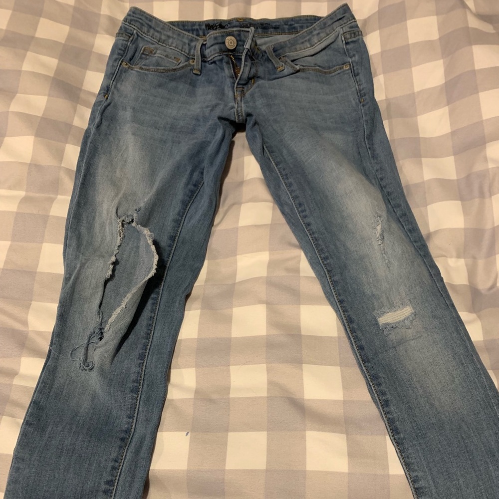 Jeans ripped
